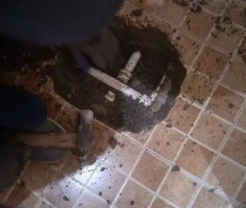 昭阳卫生间漏水维修公司为您分享下卫生间渗水如何处理及注意事项